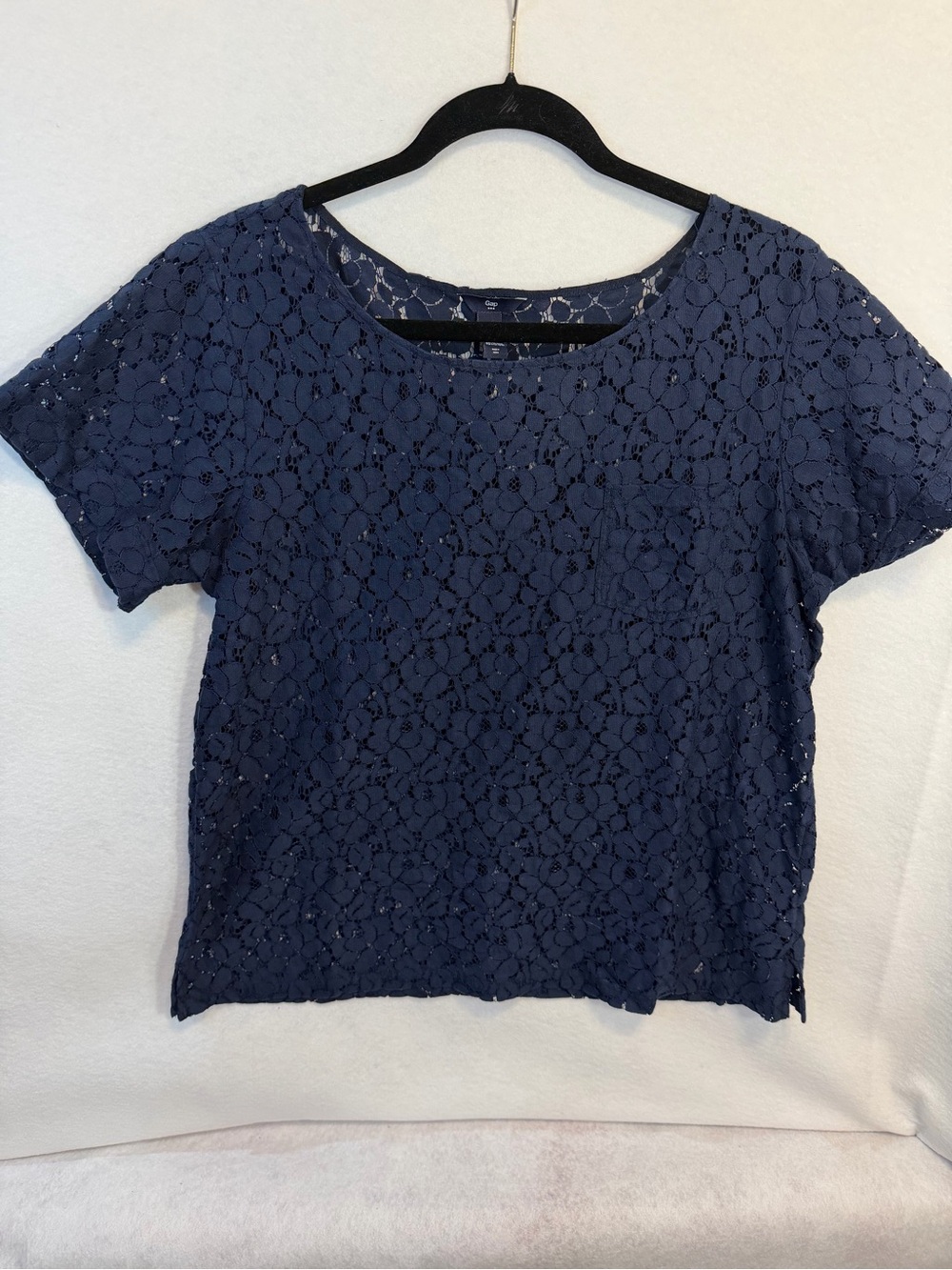 GAP Navy Lace Short Sleeve Top Size Large